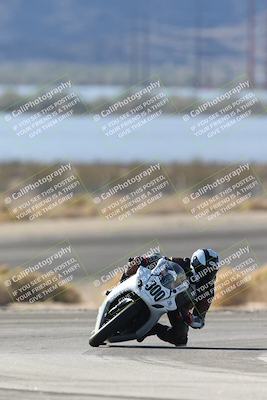 media/Dec-05-2025-CVMA Friday Practice (Fri) [[303bad9a84]]/3-Racer 3 (NRS)/Session 2 (Turn 14)/